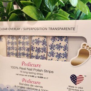 Color Street Turtle Press on Pedicure Designs